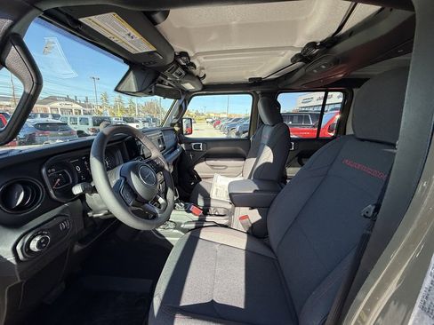 New 2026 Jeep Gladiator Rubicon image 12