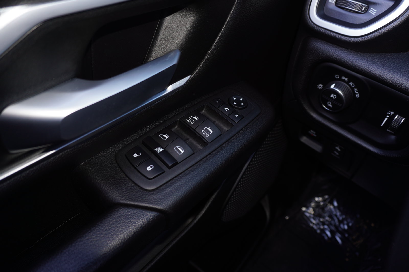 Used 2023 RAM 1500 Big Horn AWD/4WD image 14