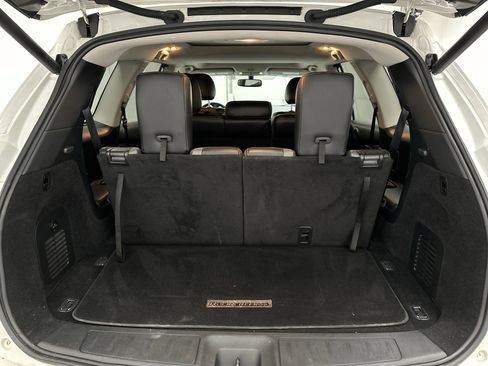 Used 2020 Nissan Pathfinder SL image 12