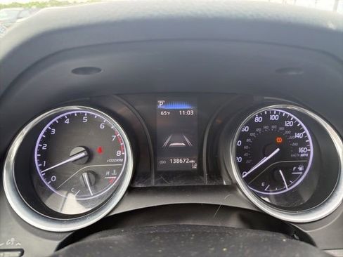Used 2019 Toyota Camry SE FWD image 7