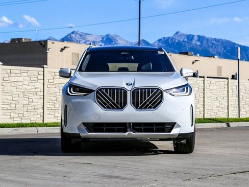 Used 2026 BMW X3 xDrive30 w/ Convenience Package image 8