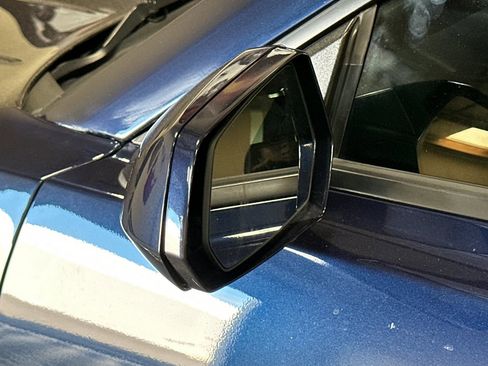 Used 2011 Chevrolet Camaro SS image 48