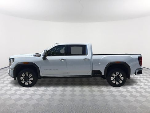 New 2026 GMC Sierra 2500 Denali w/ Denali Reserve Package AWD/4WD image 9