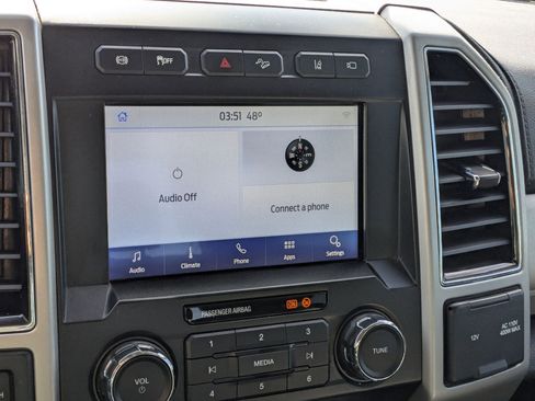 Used 2020 Ford F350 Lariat w/ Lariat Value Package image 22