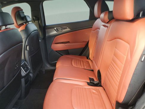 Certified 2024 Kia Sportage SX FWD image 7