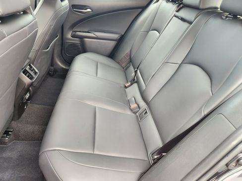 Certified 2025 Lexus UX 300h FWD image 37