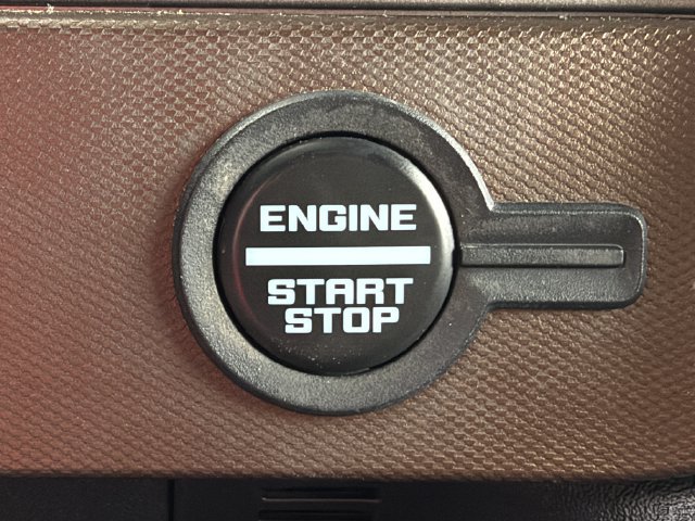 Used 2023 Ford Bronco Outer Banks AWD/4WD image 18