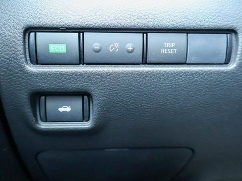 New 2025 Nissan Sentra SV image 15