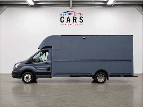 Used 2021 Ford Transit 350 DRW RWD image 3