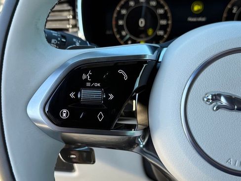 New 2026 Jaguar F-PACE R-Dynamic S image 15