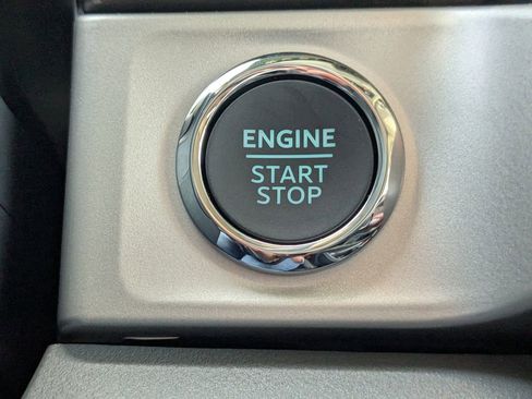 New 2026 Ford F250 XLT w/ XLT Premium Package image 32