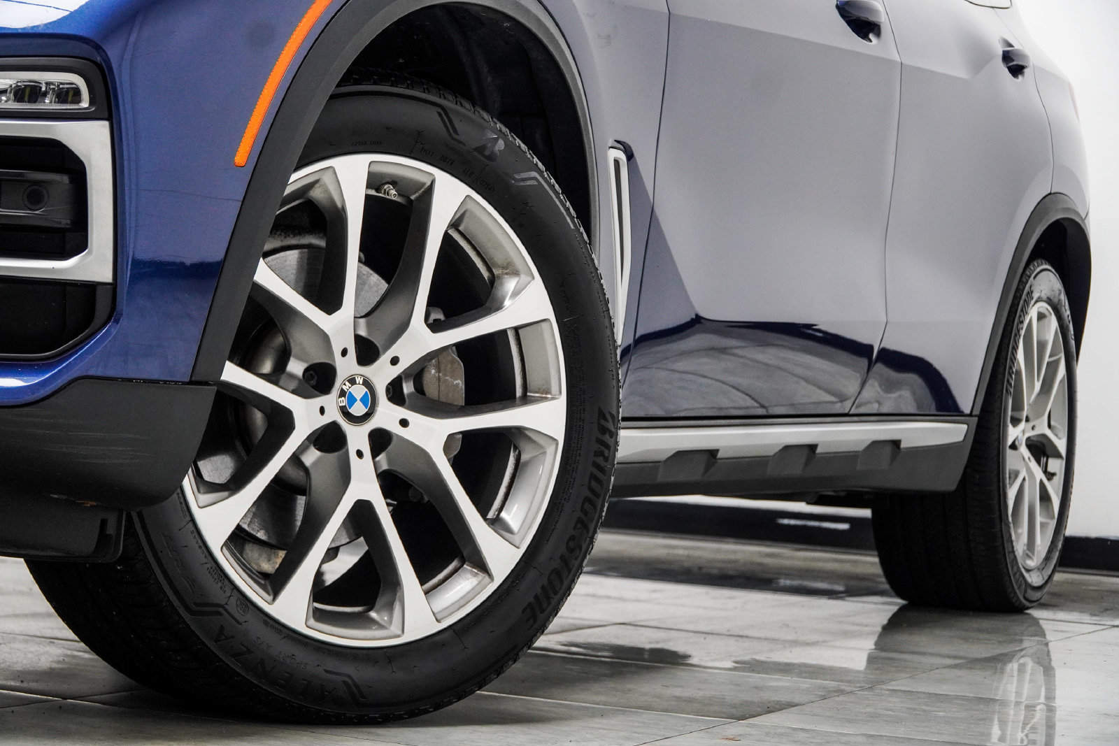 Used 2021 BMW X5 xDrive40i w/ Premium Package AWD/4WD image 6