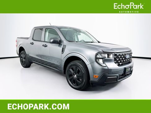 Used 2025 Ford Maverick XL image 1