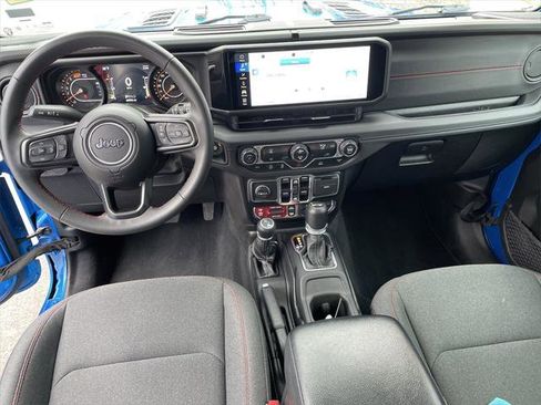 Certified 2024 Jeep Wrangler Unlimited Rubicon image 15