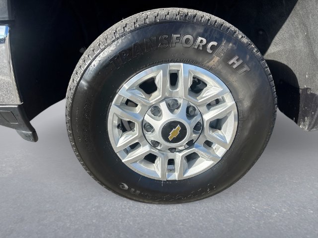 Used 2025 Chevrolet Silverado 2500 LT w/ Convenience Package AWD/4WD image 10