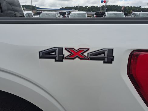 Certified 2022 Ford F150 Platinum w/ Equipment Group 701A High AWD/4WD image 9