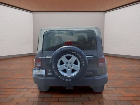 Used 2017 Jeep Wrangler Sport w/ Quick Order Package 24S AWD/4WD image 6