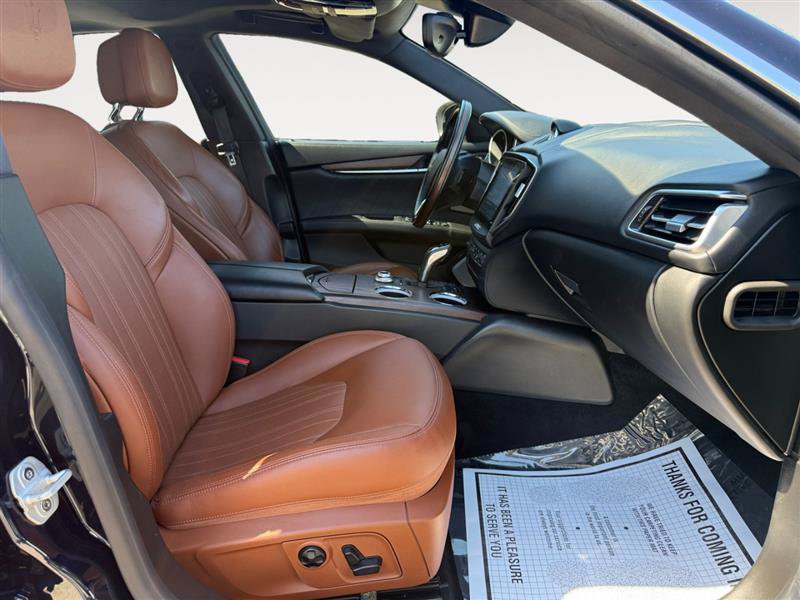 Used 2019 Maserati Ghibli S GranLusso RWD image 18