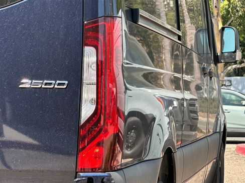 Used 2024 Mercedes-Benz Sprinter 144 Cargo image 30