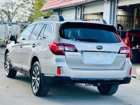 Used 2015 Subaru Outback 2.5i Limited image 7