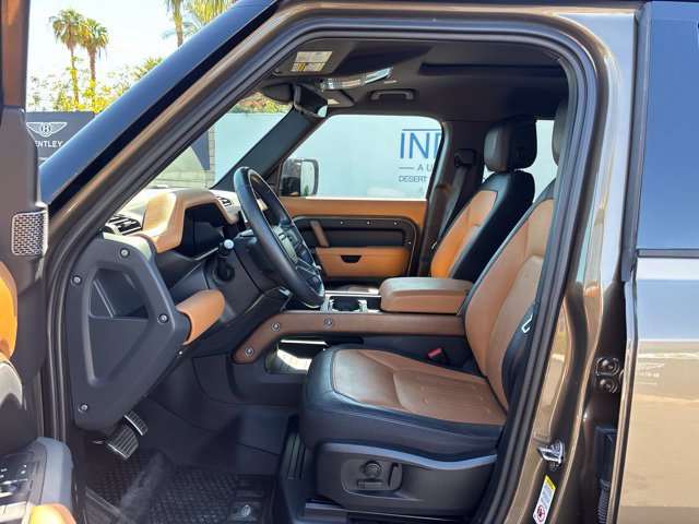 Used 2023 Land Rover Defender 110 X AWD/4WD image 10