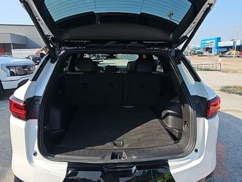 Used 2023 Chevrolet Blazer RS image 25