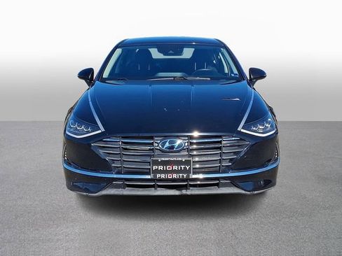 Used 2023 Hyundai Sonata SE w/ Preferred Accessory Package image 2