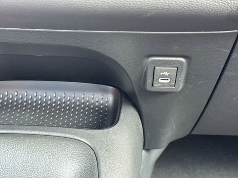 Used 2024 Toyota Corolla SE image 25