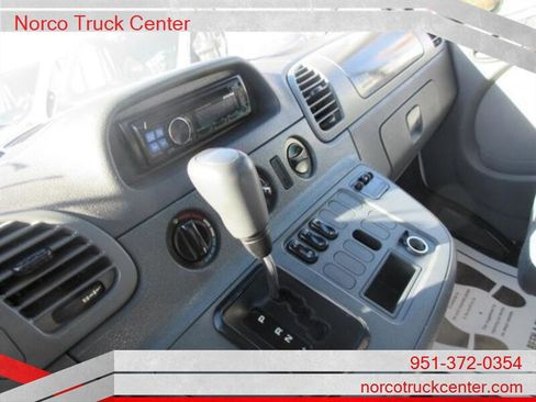Used 2005 Dodge Sprinter 2500 image 15