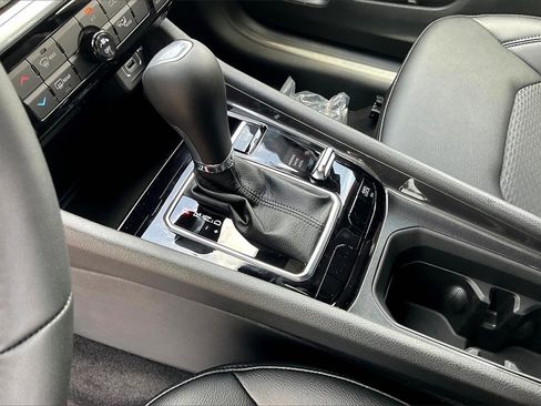 New 2024 Jeep Compass Latitude image 8