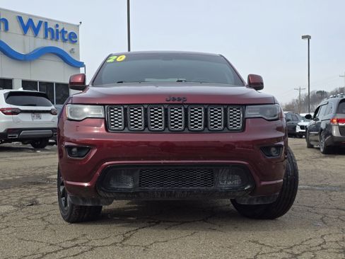 Used 2020 Jeep Grand Cherokee Altitude image 11