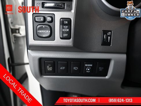 Used 2013 Toyota Sequoia Platinum image 22
