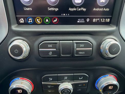Used 2019 GMC Sierra 1500 SLT w/ SLT Premium Plus Package AWD/4WD image 27