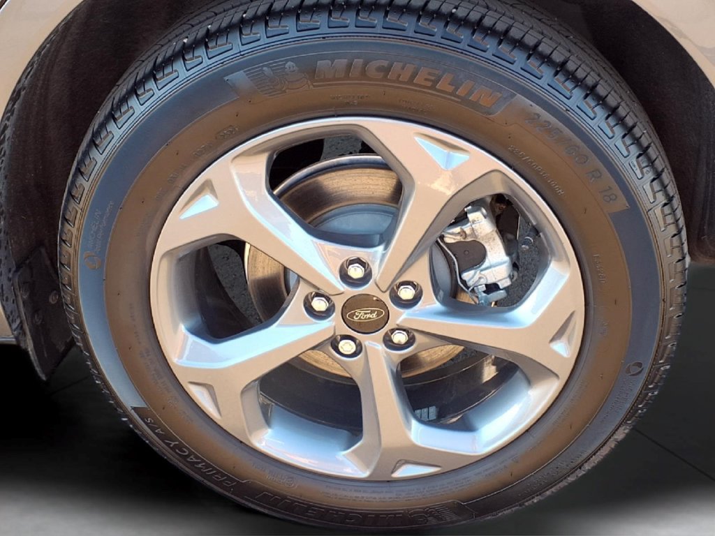 Used 2024 Ford Escape ST-Line w/ Tech Pack #1 AWD/4WD image 8