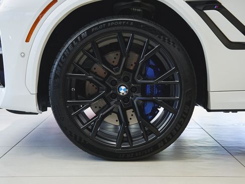 Used 2026 BMW X6 M Competition w/ Executive Package AWD/4WD image 30