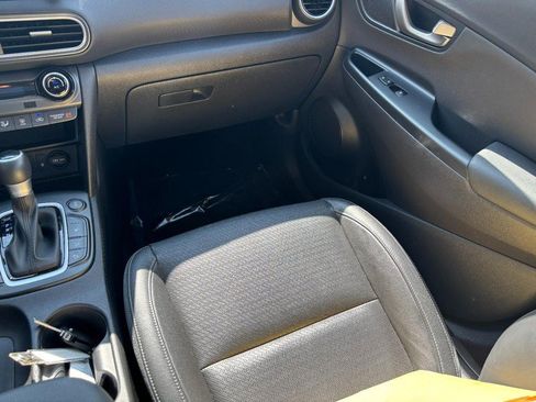 Used 2021 Hyundai Kona Ultimate w/ Cargo Package AWD/4WD image 17