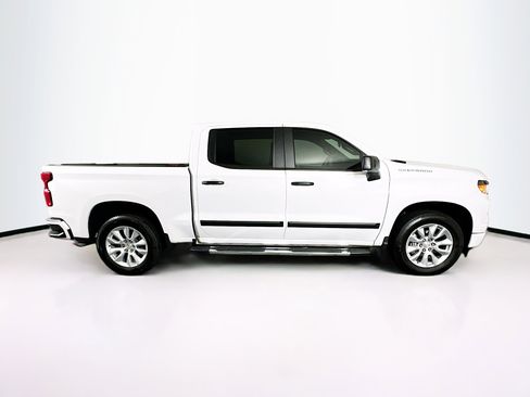 Used 2023 Chevrolet Silverado 1500 Custom RWD image 10
