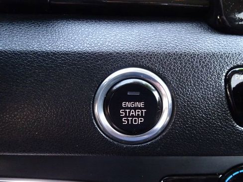 Used 2019 Kia Niro S Touring image 25