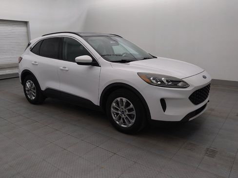 Used 2020 Ford Escape SE FWD image 11
