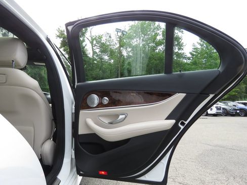 Used 2019 Mercedes-Benz E 450 4MATIC Sedan image 15