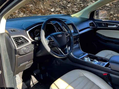 Used 2020 Ford Edge SEL image 12