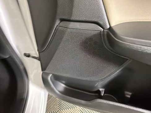 Used 2019 Honda CR-V Touring image 31