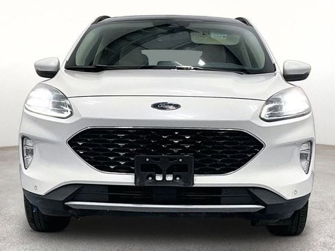 Used 2020 Ford Escape Titanium image 5