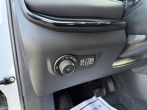 New 2026 Jeep Compass Limited image 14