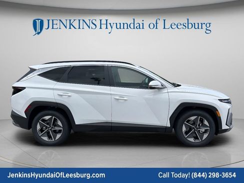 New 2026 Hyundai Tucson SEL FWD image 3