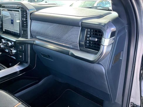 Used 2022 Ford F150 Platinum w/ Equipment Group 701A High image 18