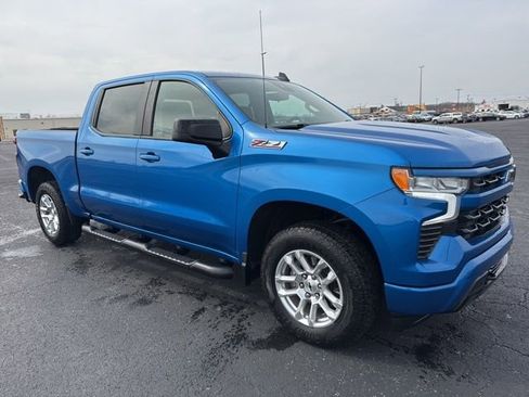 Used 2023 Chevrolet Silverado 1500 RST image 3