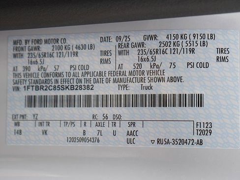 New 2025 Ford Transit 250 148 Medium Roof Extended AWD image 33