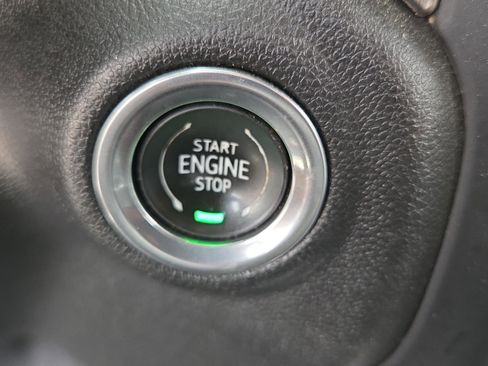 Used 2020 GMC Sierra 2500 Denali w/ Denali Ultimate Package image 30