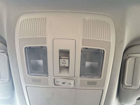 Used 2022 MAZDA CX-5 AWD 2.5 S w/ Premium Package image 32